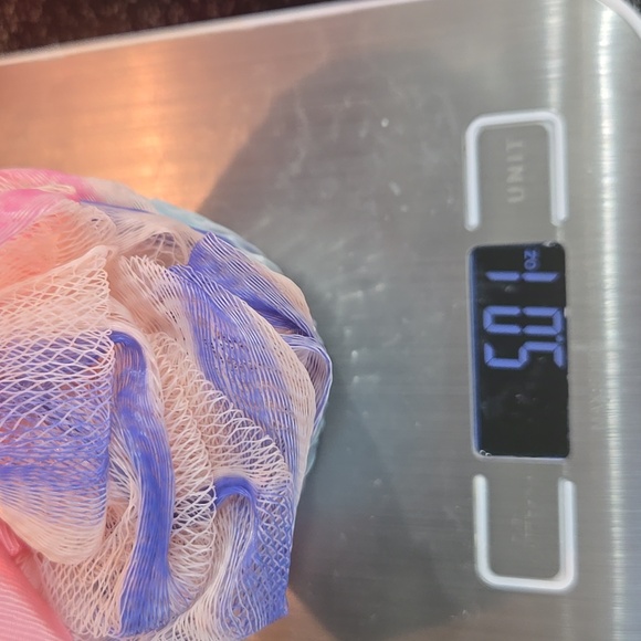 Girls Night Out! Shea Butter Loofah Infused Cupcake Soap Assorted Scents 5oz - Picture 10 of 10